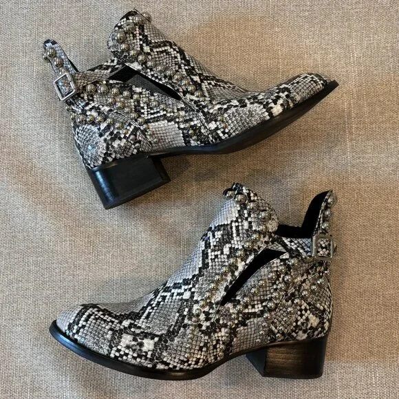 Jeffrey Campbell Rylance Studded Grey Snake Silver Ankle Bootie - Picture 2 of 8
